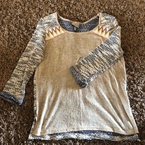 super cute half sleeve top from the Buckle